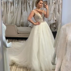 Maria Farbinni Wedding Dress
